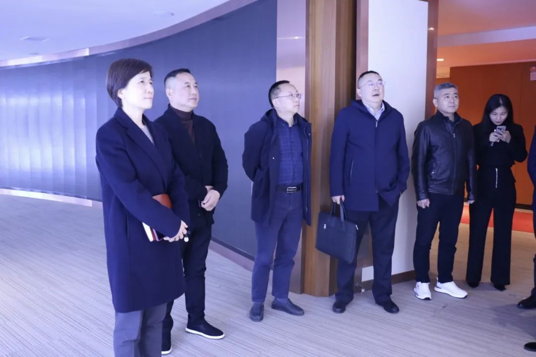 深入银企合作 同谋发展新篇 | 工商银行湖南省分行辅导一行到访w88win官网调研互换(图1) 640 (5).jpg