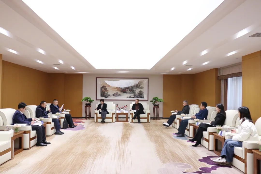 深入银企合作 同谋发展新篇 | 工商银行湖南省分行辅导一行到访w88win官网调研互换(图2) 640 (6).jpg